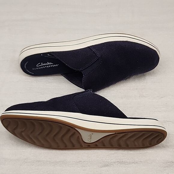 CLARKS BREEZE SHORE MULES DENIM BLUE LADIES SIZE 10 GUC - Picture 10 of 16
